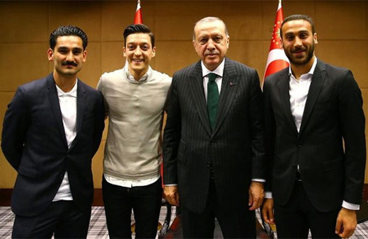 Alman bakandan flaş sözler! Mesut ve İlkay için...