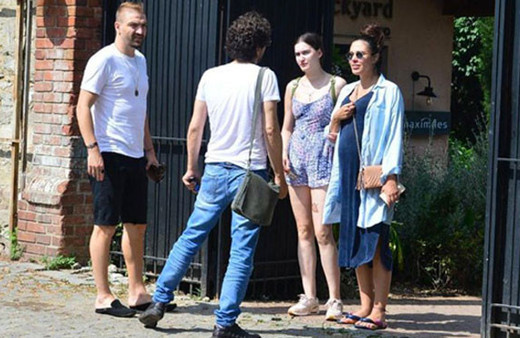 Caner Erkin çıldırdı: Sil o fotoğrafları