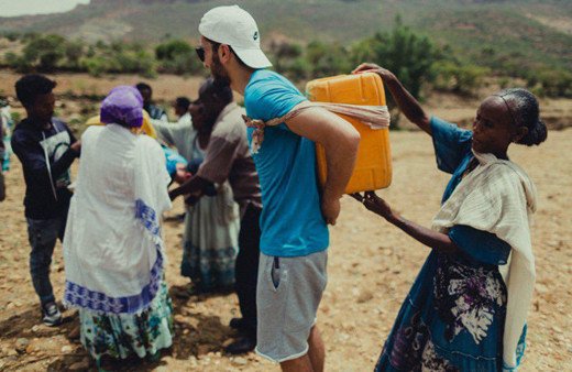 Helal olsun sana Nuri! Tatile gitmedi Etiyopya'da su kuyusu açtı