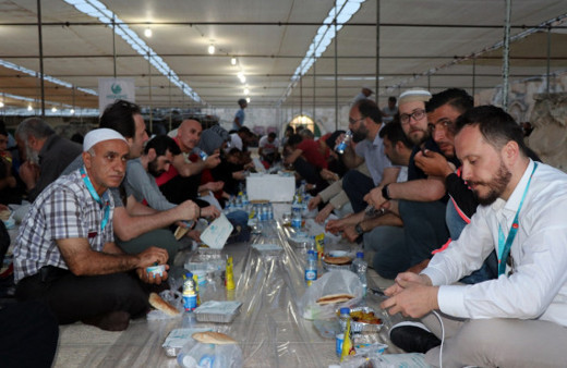 Mescid-i Aksa'da Ramazan boyunca iftar