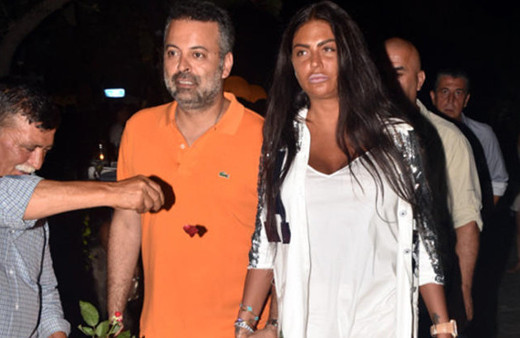 Sosyetik güzel bonkör çıktı! Bakın kaç lira bahşiş verdi