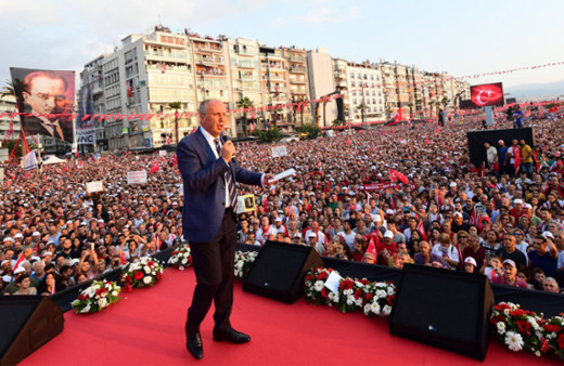 İnce'den İzmir'de muhteşem miting
