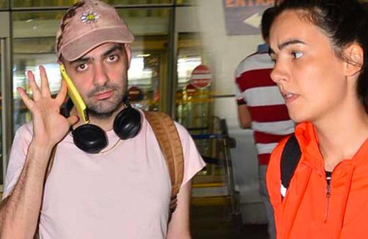 Sevgilisiyle görüntülendi hemen telefona sarıldı!