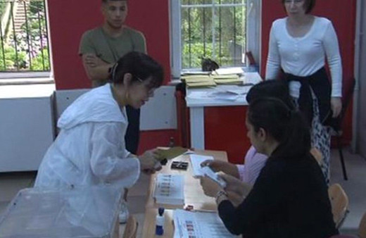 Sezen Aksu oyunu Beykoz'da kullandı ortalık fena karıştı!