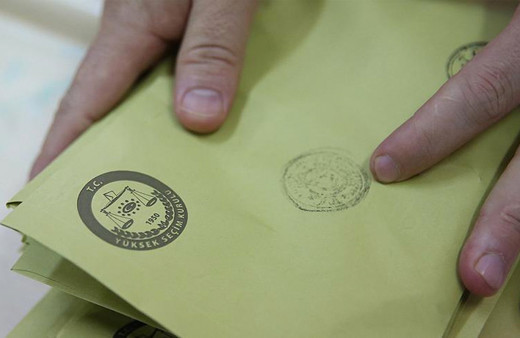 İstanbul'da kim önde Erdoğan mı İnce mi ilk sonuçlar geldi