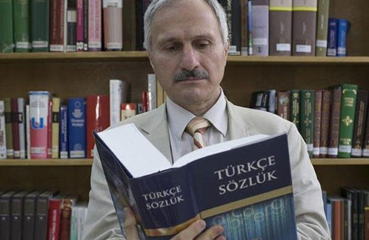 Türk Dil Kurumu Başkanı görevden alındı