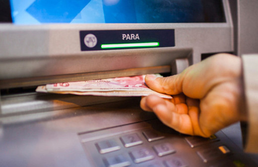 Bankamatikten para çekenler dikkat! Emsal karar