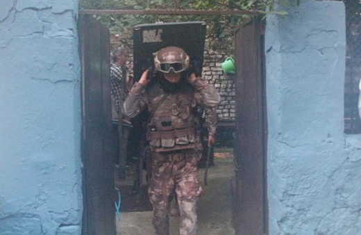 İstanbul'da dev operasyon 45 adrese baskn