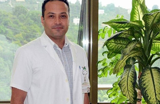 Hastalarından 'bıçak parası' alan doktor tutuklandı