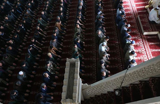 Cuma hutbesinde anne babalara 'güzel isim' uyarısı