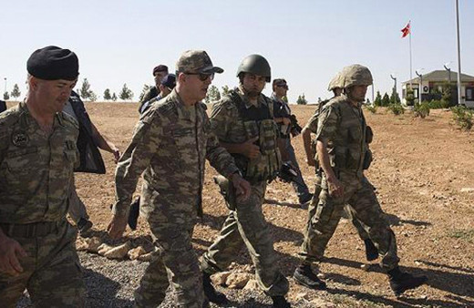 Genelkurmay Başkanı Akar, Süleyman Şah Türbesi'nde