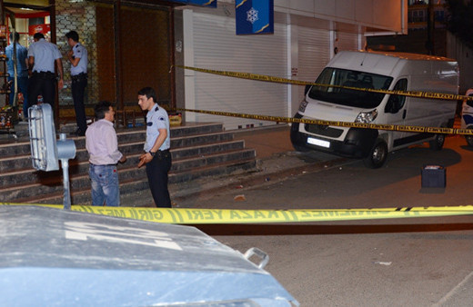 Kavgayı ayırmak isterken yaralanan kişi hayatını kaybetti