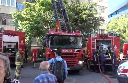 Zincirlikuyu'da eski askeri lojmanlarda yangın dehşeti