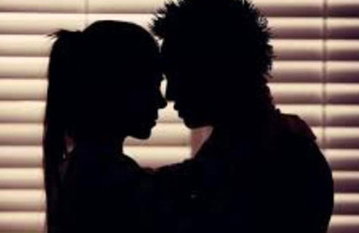 Tesadüfen okuduğu kitaptan kocasıyla yazarın aşkı çıktı