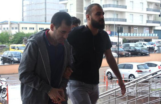 Kritik davanın hakimi Yunanistan'a kaçarken yakalandı!