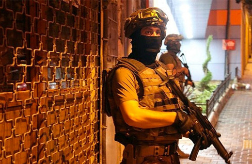  İstanbul’da şafak vakti narkotik operasyonu: Çok sayda gözaltı