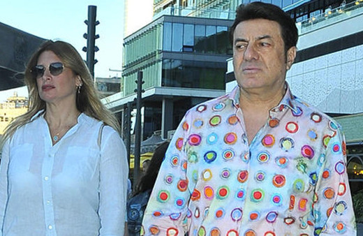 Eşiyle olaylı şekilde ayrılmıştı! Coşkun Sabah'ın suratı bir karış