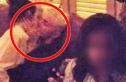 En yakın arkadaşının kardeşiyle öpüşürken yakalandı