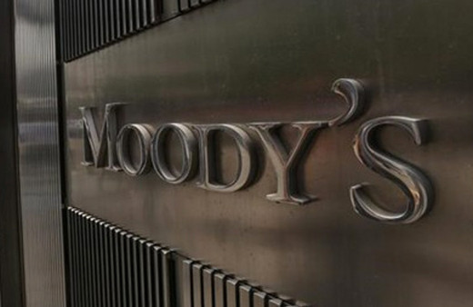 Moody's 17 Türk Bankası'nın notunu düşürdü