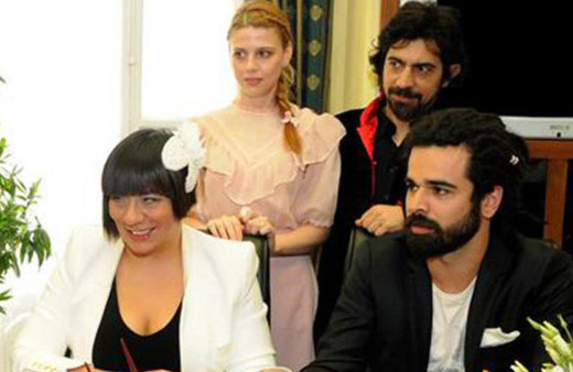 Işın Karaca'dan batağa saplanan eski eşine şok!