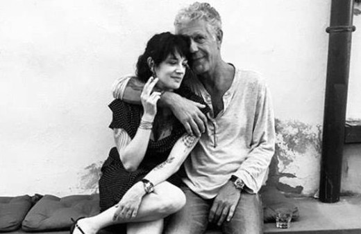 Bomba iddia! Ünlü şef Anthony Bourdain'in intihar sebebi ihanet mi