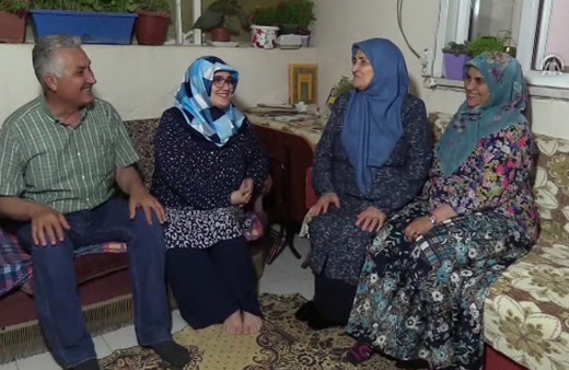 Enerji ve Tabii Kaynaklar Bakanı Fatih Dönmez'in ailesinin kabine sevinci 