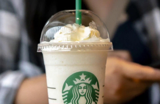 Starbucks plastiği yasakladı!