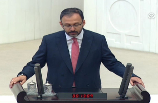 Gençlik ve Spor Bakanı Mehmet Muharrem Kasapoğlu yemin etti