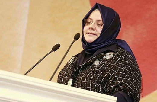 Bakan Zehra Zümrüt Selçuk'tan kadınlara istihdam sözü