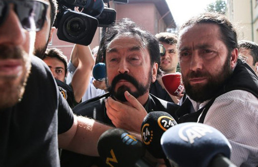 11 yaşından 40 yaşına kadar 70 kişi Adnan Hoca'dan şikayetçi