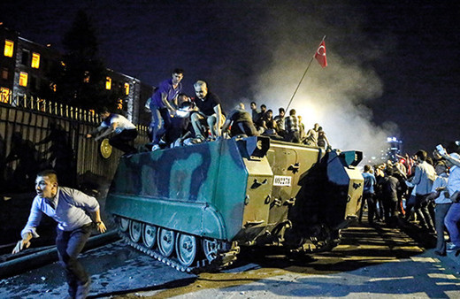 Türkiye'nin en uzun gecesi 15 Temmuz'da neler yaşandı?