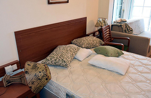 Erdoğan'ın Marmaris'teki ofisi halen darbe gecesinin izlerini taşıyor