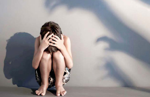 Korkunç! Antrenörü 9 yaşındaki tecavüz etti! Görüntüler internette yayılıyor