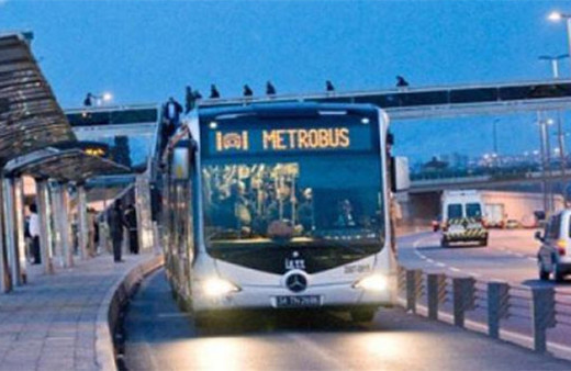 Metrobüs çalışıyor mu? İBB'den son dakika açıklaması var...