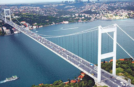Şehitler köprüsü trafiğe kapatıldı! İşte kapatılan yollar ve alternatifleri