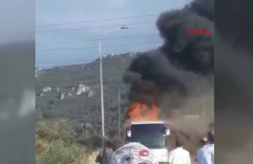 Bursa'da yolcu otobüsü alev alev yandı! 