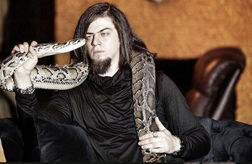 Aref son durumu nasıl kobra ısırdı Aref'in kolu mu kesilecek?