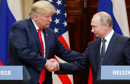 Tarihi zirve: Trump ile Putin bir araya geldi!
