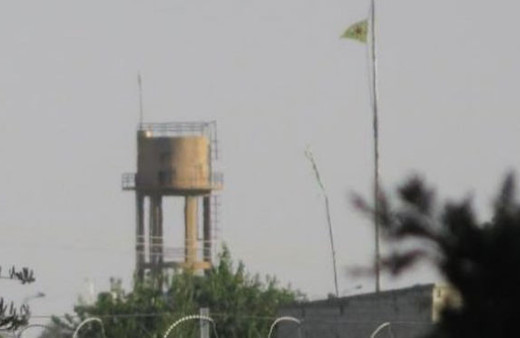 Tel Abyad'daki PYD/YPG flamaları değiştirildi