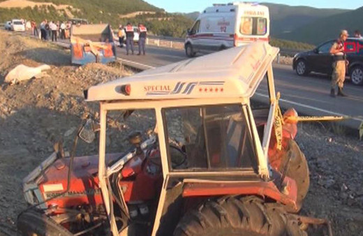 Tokat'ta traktör devrildi: 3 ölü, 13 yaralı