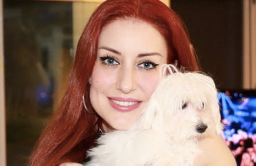 Aslı Süme Efeoğlu kimdir Şener Şen yeğeni Adnan Oktar kediciği mi?