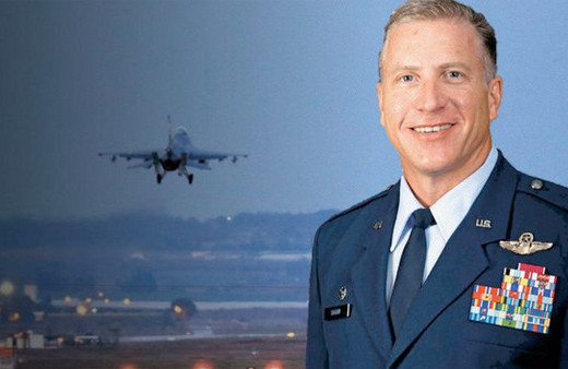 İncirlik Üssü'nün ABD'li komutanından S-400 uyarısı