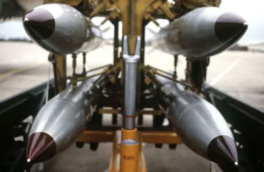 Flaş gelişme! ABD Türkiye'ye yeni nükleer bomba gönderiyor