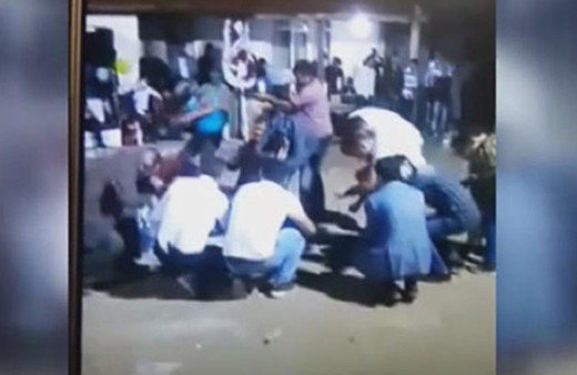 Düğünde silahla vurulma anı kamerada!