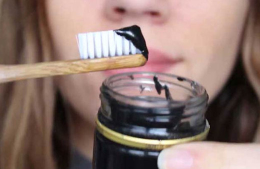 Dişlerdeki kahve ve sigara lekelerini yok eden tarif