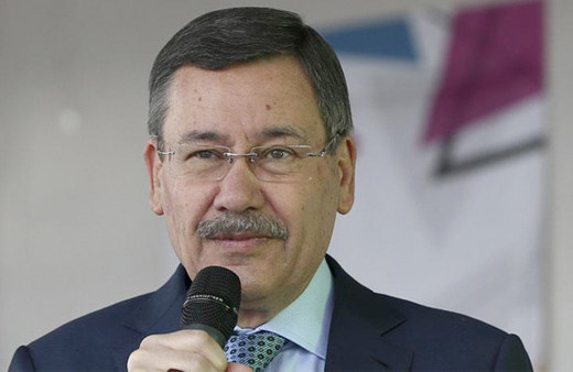 Mustafa Tuna'dan Melih Gökçek'e şok! 