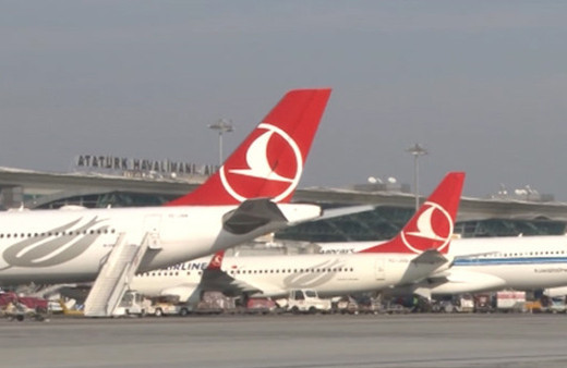 THY uçağının motoru arızalandı acil iniş yaptı