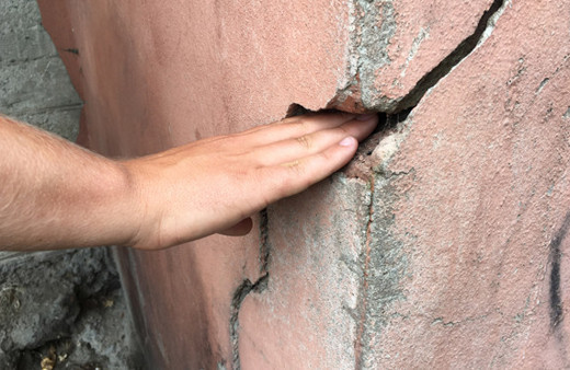 Binanın çöktüğü Sütlüce'de 6 bina mühürlendi