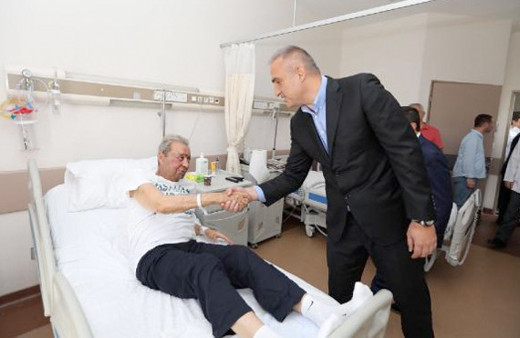 Bakan Ersoy'dan Can Gürzap'a geçmiş olsun ziyareti