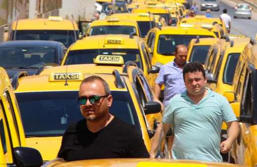 UBER eylemi Bodrum'u felç etti ortalık fena karıştı